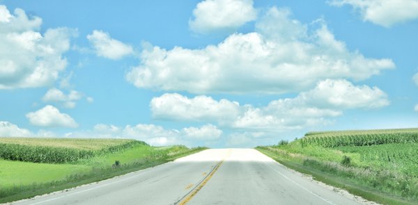 Où séjourner pour un atelier de poterie et des randonnées dans les montagnes en Andalousie?